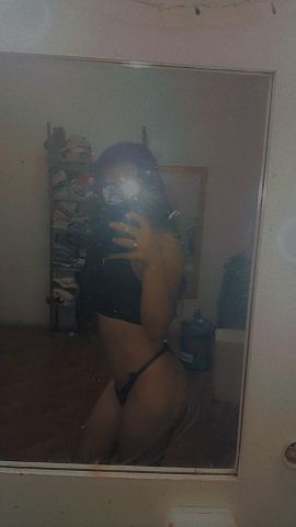Cattalina Flores