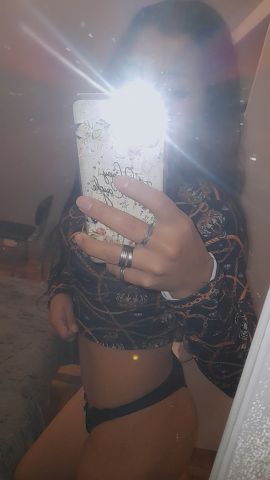 Cattalina Flores