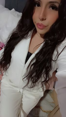 Cattalina Flores