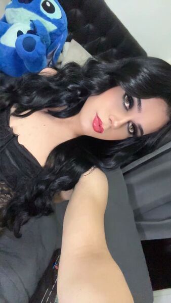 Alexa B