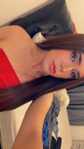 Alexa B
