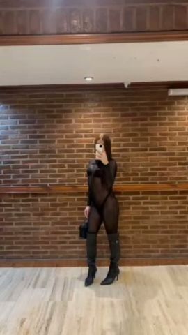 Alexa B