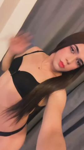 Alexa B