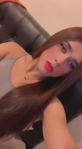 Alexa B