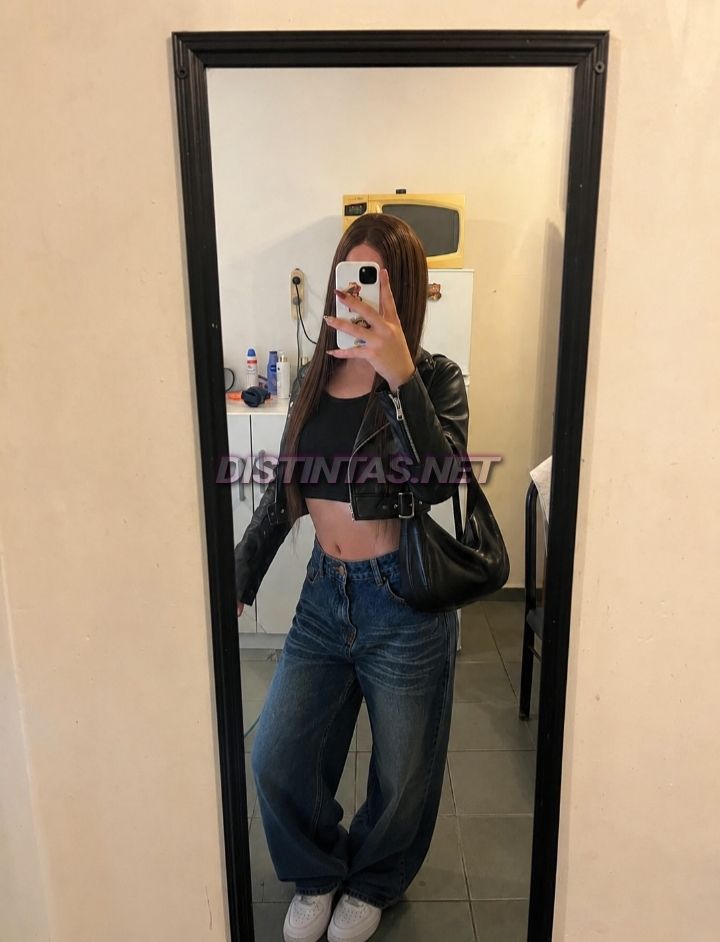 Alexa B