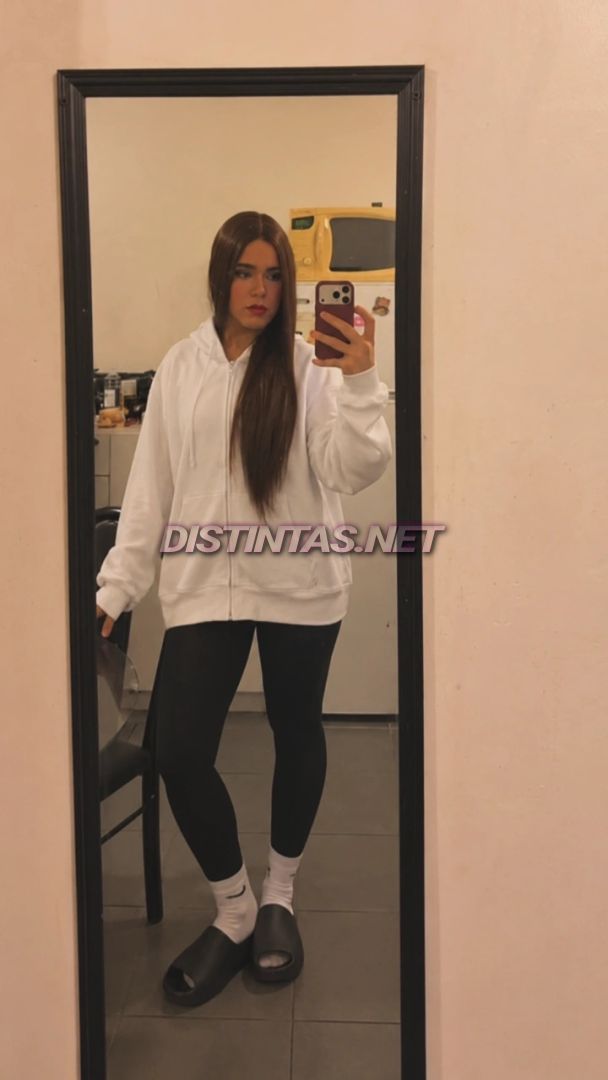Alexa B