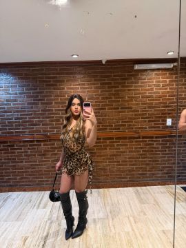 Alexa B