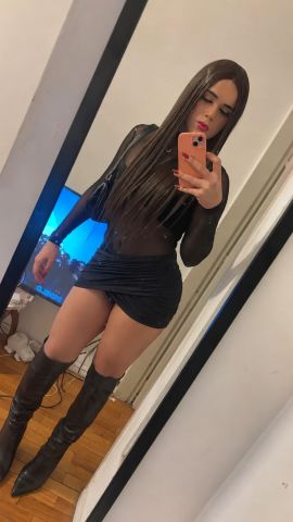 Alexa B