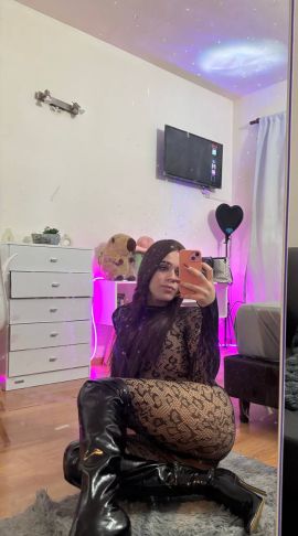 Alexa B