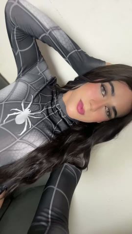 Alexa B