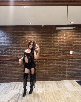 Alexa B