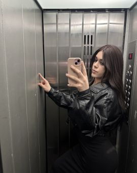 Alexa B