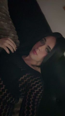 Alexa B