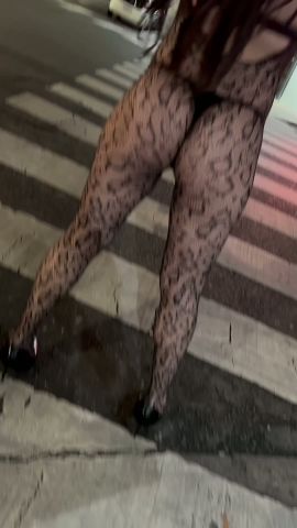 Alexa B