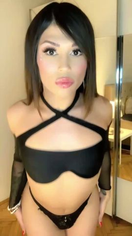 Mia Valentina Villada