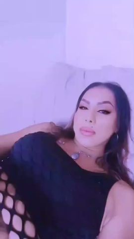 La Demonia versatil