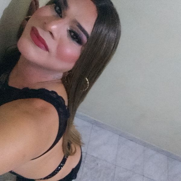 Hola amores soy una  sexy con ganas de cumplir tus más grandes fantasias  fiestera   muy lechera muy caliente  amorosa  mis amores dominante llegame amores masajes 😈💋🤤