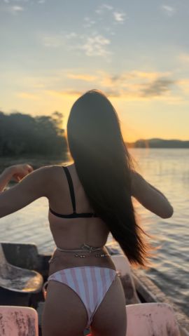 Skinny babe