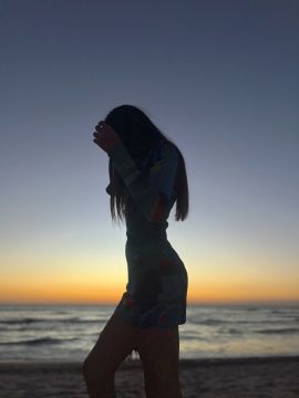 Skinny babe