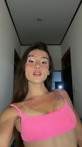 Skinny babe