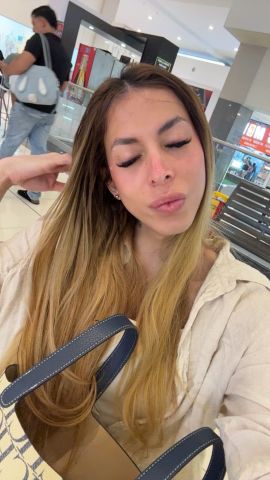 Angie Vitores