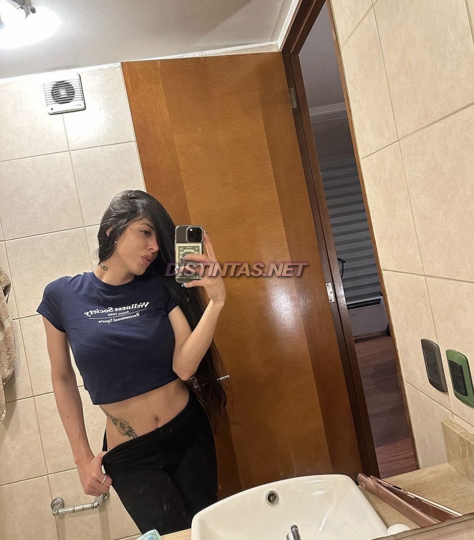 Angie Vitores