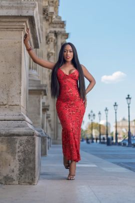 Jhennyfer D Castro 