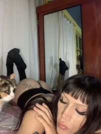 Ambar ophelia
