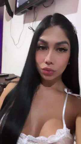 Karina Montoya
