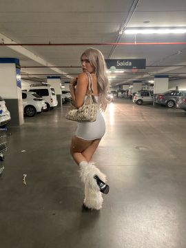 Angie Cap