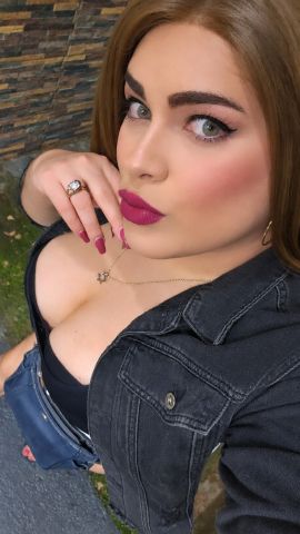 Stephanie Mora