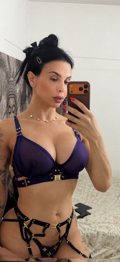 Andreza Ribeiro 