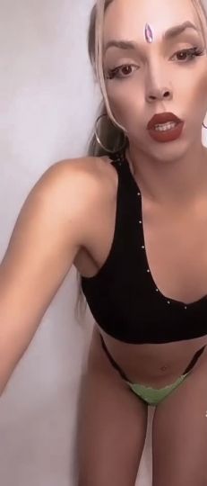 Lulu Fernandez 
