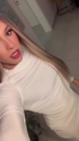 Chloe Cartier