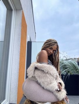 Adhara Foxxy