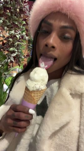 Adhara Foxxy