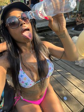 Adhara Foxxy