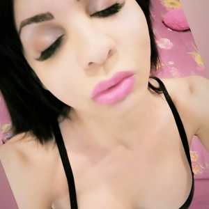 Rubi F