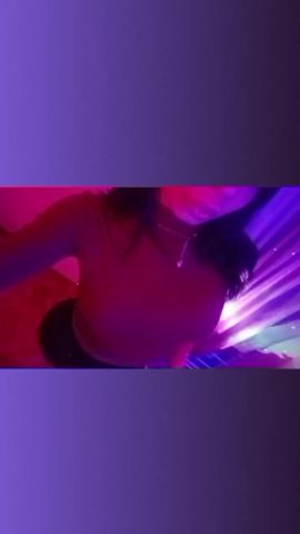 Rubi F
