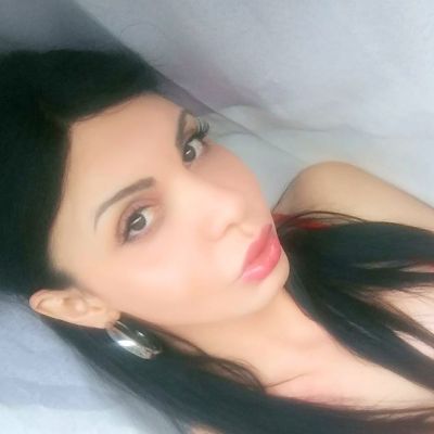 Rubi F
