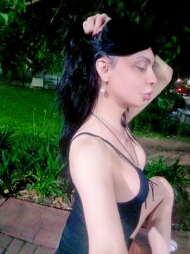 Rubi F
