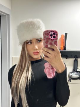 Ava