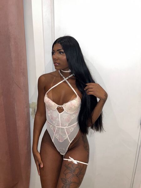 Escorts Trans Julia Brazilian en Zürich