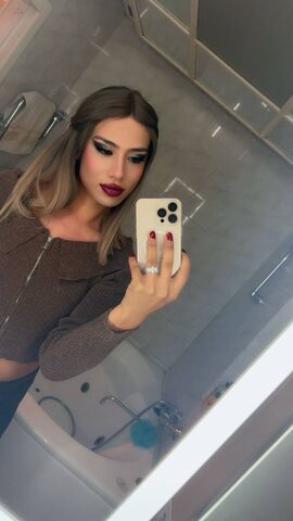 Aylin Moniq
