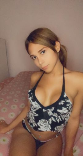 Angie Castro 