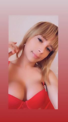 Angie Castro 