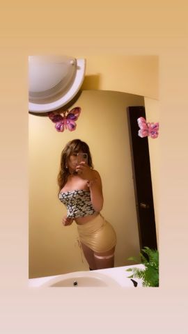 Angie Castro 