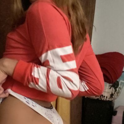 Angie Castro 