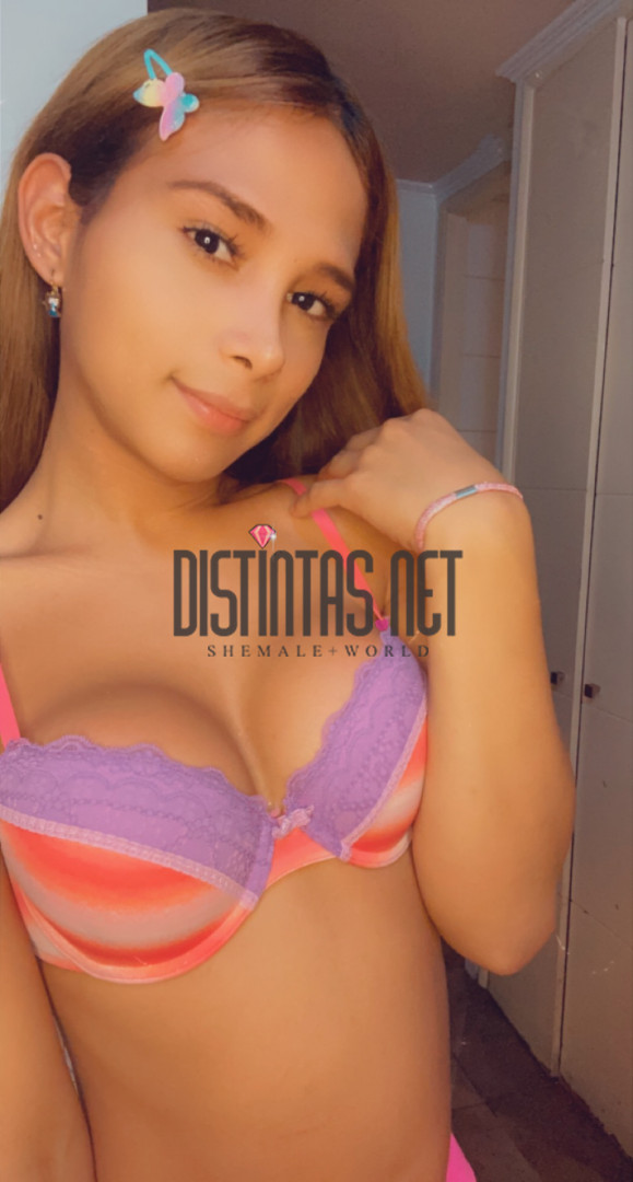 Angie Castro 
