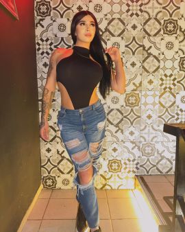 IZLAY GOMEZ